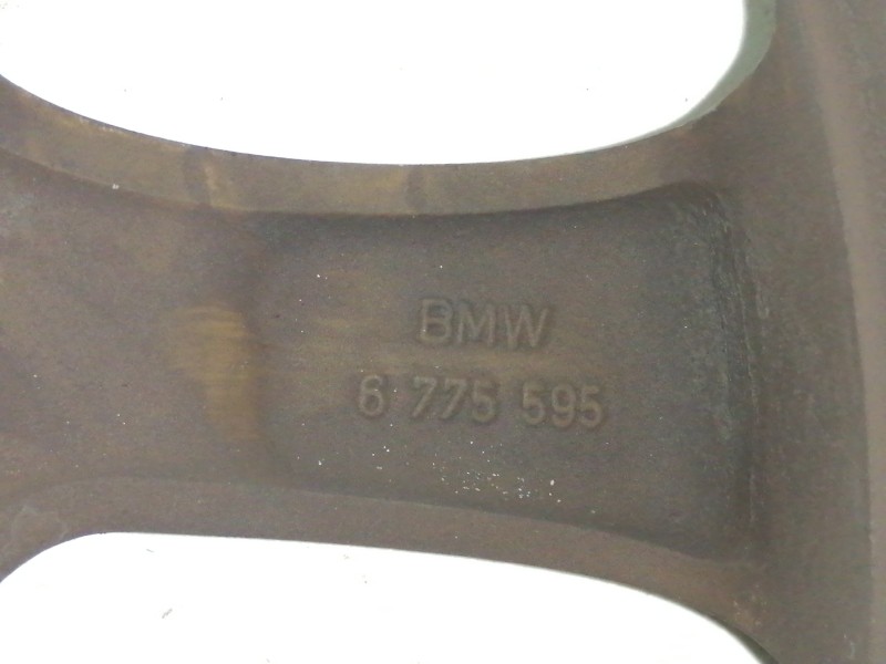 Recambio de llanta para bmw serie 3 touring (e91) 320d referencia OEM IAM 16´´IS34 7JX16 EH2+ 6775595