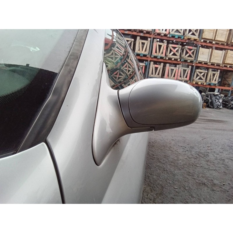 Recambio de retrovisor izquierdo para peugeot 406 berlina (s1/s2) stdt referencia OEM IAM   