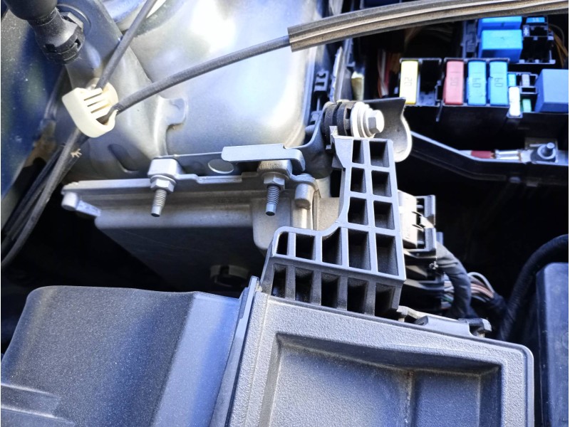 Recambio de centralita motor uce para dacia sandero stepway referencia OEM IAM 237102982S 237105499R A3C0093160001