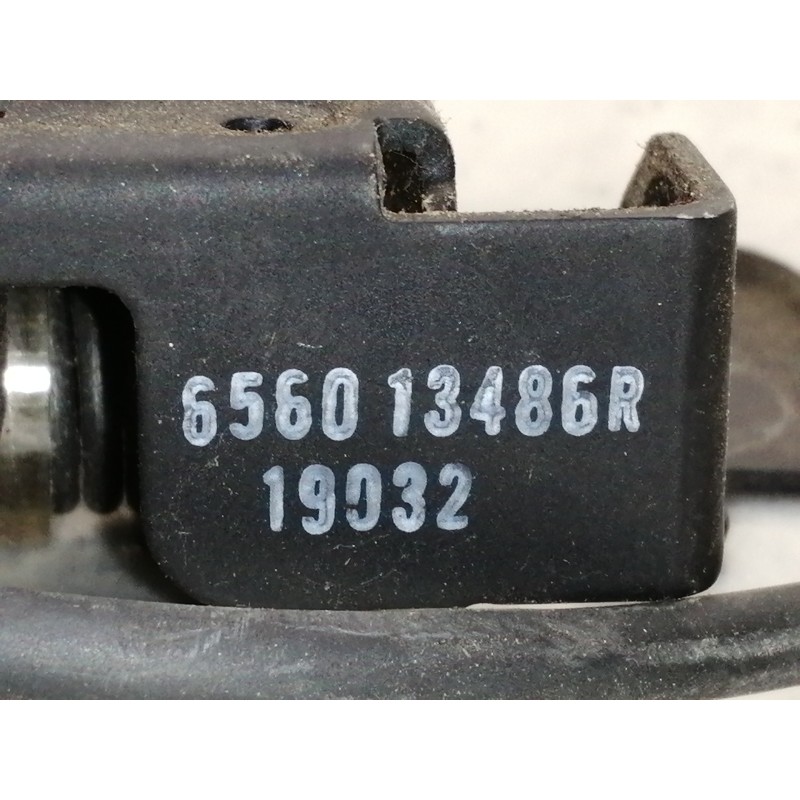 Recambio de cerradura capot para dacia sandero stepway referencia OEM IAM 656013486R  