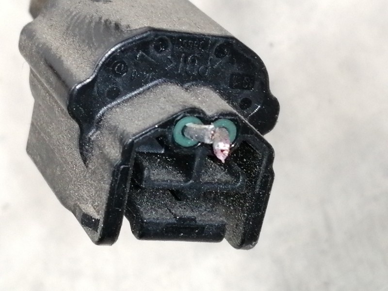 Recambio de cerradura capot para dacia sandero stepway referencia OEM IAM 656013486R  