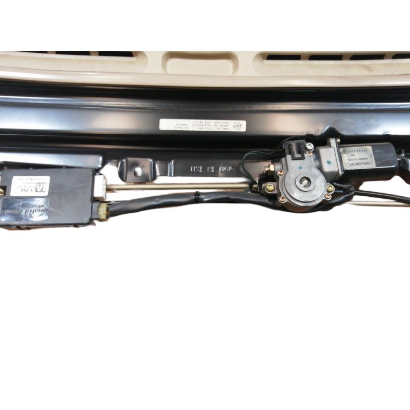 Recambio de techo electrico para ssangyong rexton 2.7 turbodiesel cat referencia OEM IAM 7170108B01  