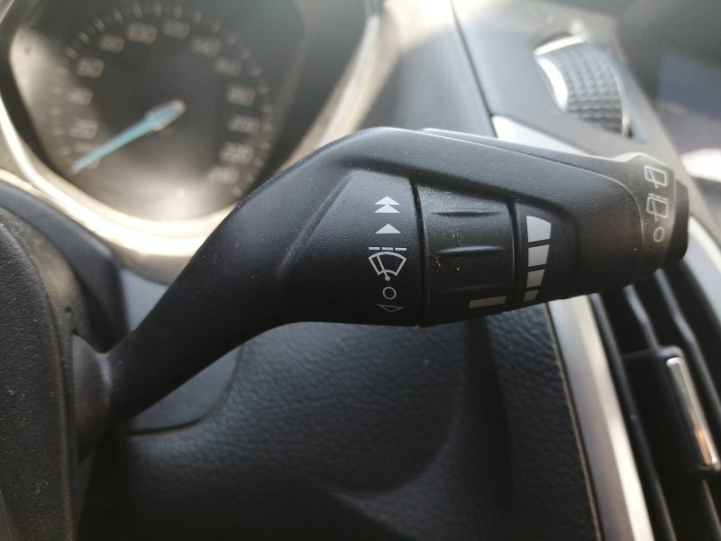 Recambio de mando limpia para ford focus lim. (cb8) trend referencia OEM IAM AV6T17A553AC FBYDA 