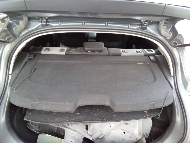 Recambio de bandeja trasera para peugeot 308 active referencia OEM IAM 9681551580  