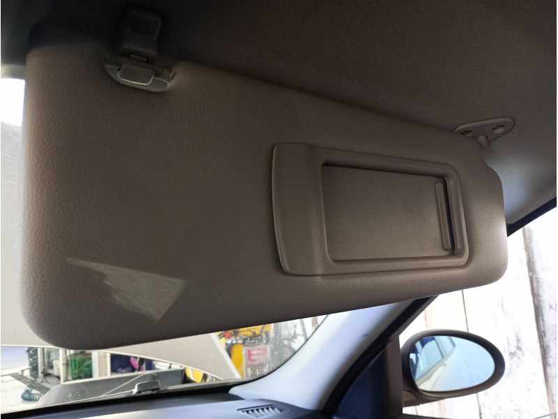 Recambio de parasol derecho para bmw serie 3 touring (e91) 320d referencia OEM IAM 602212 51167252008 