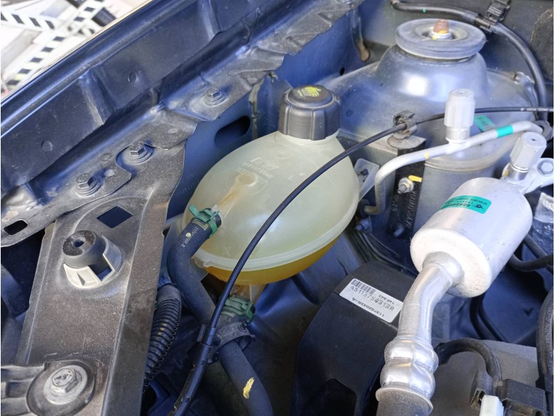 Recambio de deposito expansion para dacia sandero stepway referencia OEM IAM 217107259R  