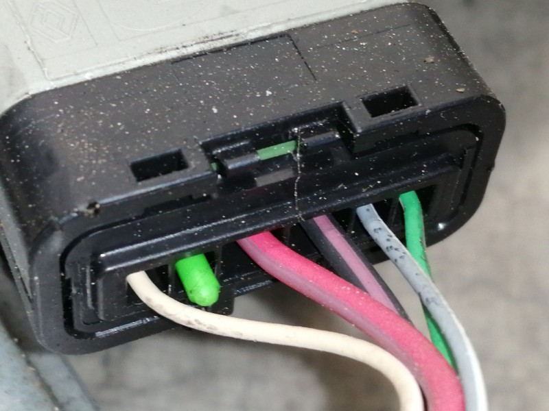 Recambio de elevalunas delantero izquierdo para dacia sandero stepway referencia OEM IAM 807211440R  ELECTRICO