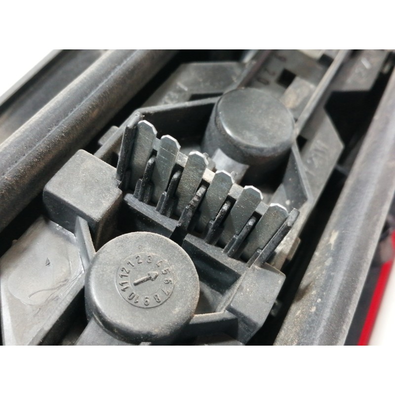 Recambio de piloto trasero izquierdo para opel combo (corsa c) familiar referencia OEM IAM 45312  