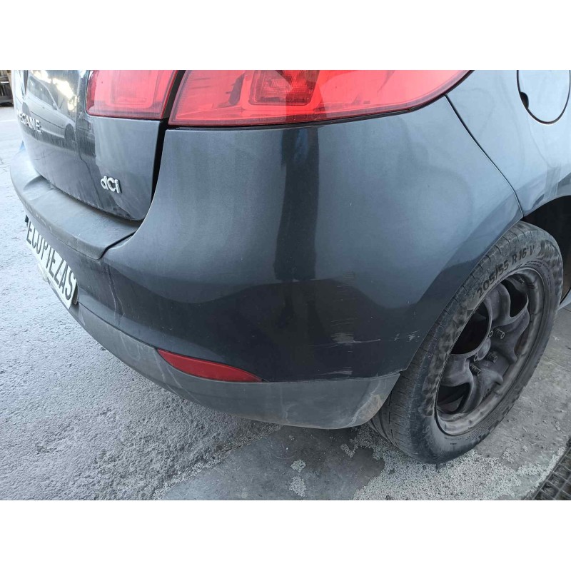 Recambio de paragolpes trasero para renault megane iii berlina 5 p expression referencia OEM IAM   