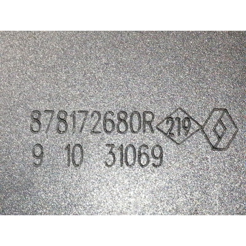 Recambio de enganche cinturon delantero izquierdo para dacia sandero stepway referencia OEM IAM 878172680R 91031069 