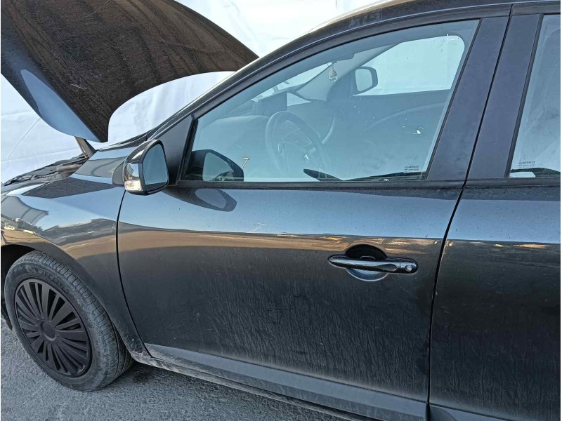 Recambio de puerta delantera izquierda para renault megane iii berlina 5 p expression referencia OEM IAM   