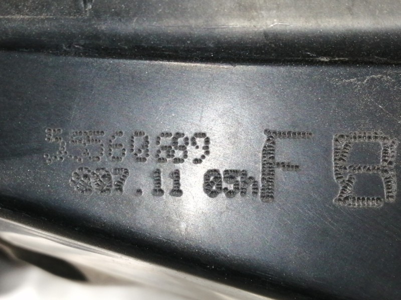 Recambio de filtro aire para opel insignia sports tourer 2.0 16v cdti referencia OEM IAM 55560889  