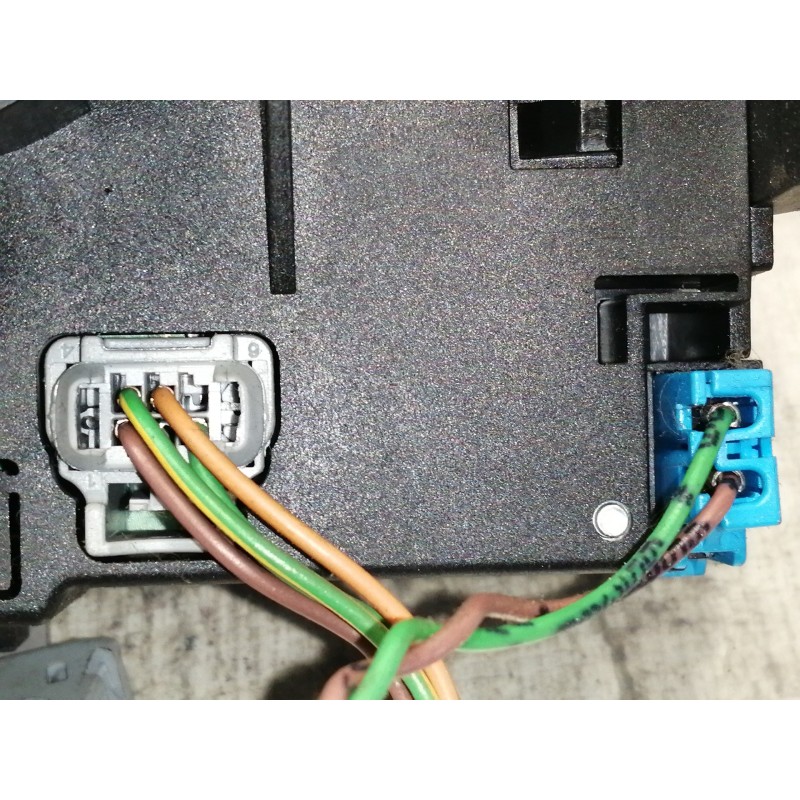 Recambio de mando multifuncion para peugeot 207 confort referencia OEM IAM 96630724XT 204070 2677717 61935914 281470 