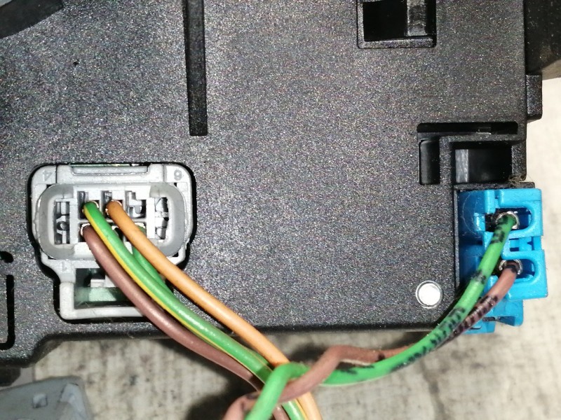 Recambio de mando multifuncion para peugeot 207 confort referencia OEM IAM 96630724XT 204070 2677717 61935914 281470 