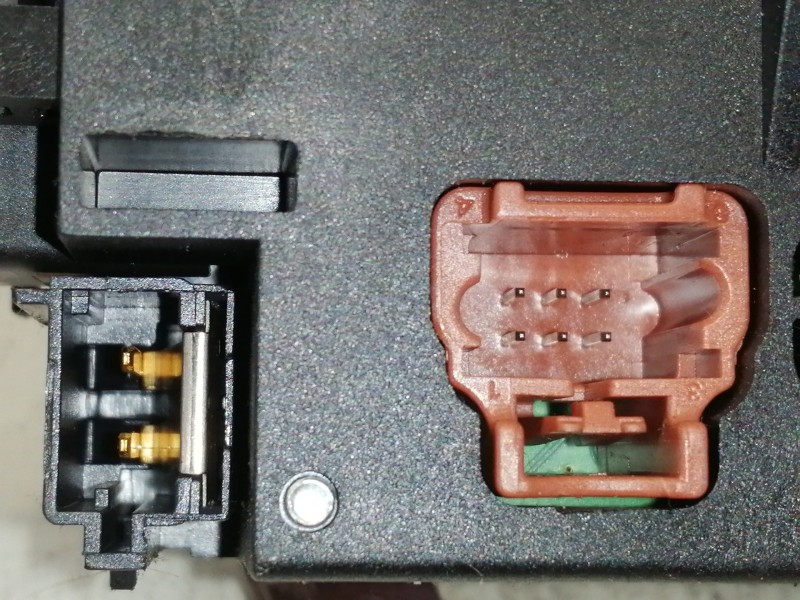 Recambio de mando multifuncion para peugeot 207 confort referencia OEM IAM 96630724XT 204070 2677717 61935914 281470 