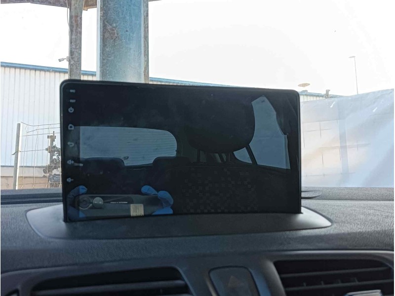 Recambio de pantalla multifuncion para renault megane iii berlina 5 p expression referencia OEM IAM   