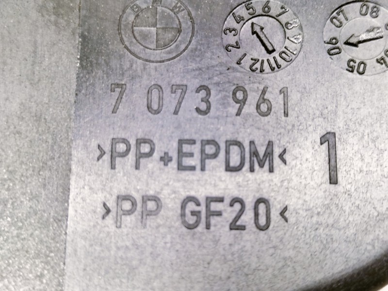 Recambio de tapa exterior combustible para bmw serie 3 touring (e91) 320d referencia OEM IAM 7073961 51177044256 51177060692