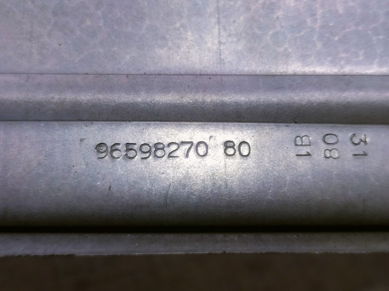 Recambio de elevalunas delantero izquierdo para peugeot 308 active referencia OEM IAM 9657247680 0130822368 9659827080 ELECTRICO