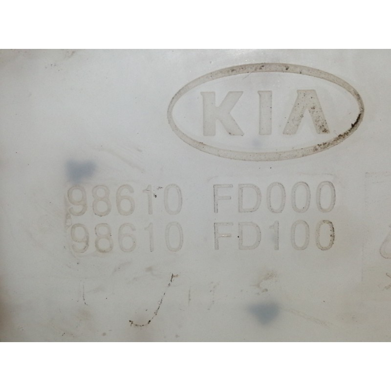 Recambio de deposito limpia para kia rio ls berlina (5-ptas.) referencia OEM IAM 98610FD000 98610FD100 985101W000