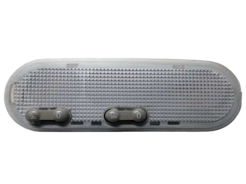 Recambio de luz interior para dacia sandero stepway referencia OEM IAM 8200073231  