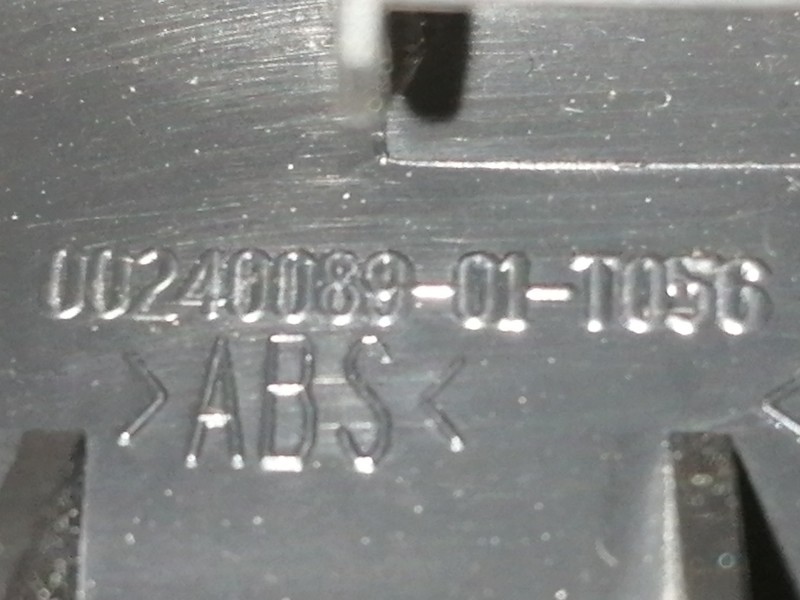 Recambio de mando elevalunas delantero derecho para dacia sandero stepway referencia OEM IAM 0024008901T056  