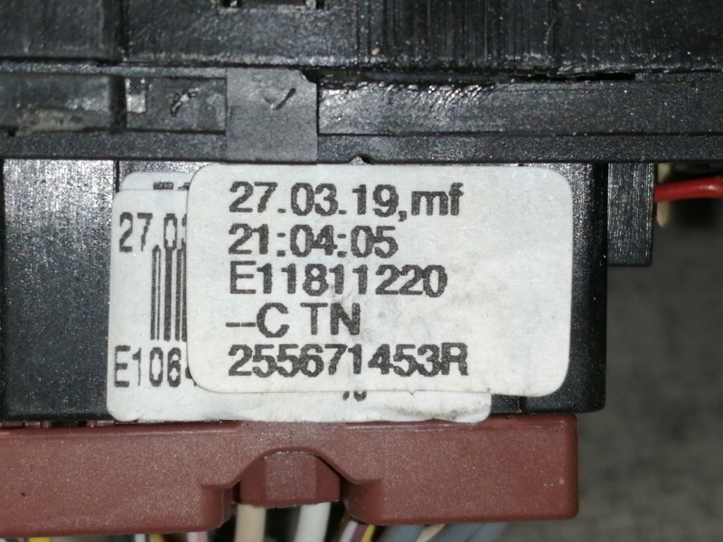 Recambio de mando multifuncion para dacia sandero stepway referencia OEM IAM 255671453RC 255671453R 479452659R