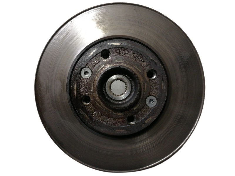 Recambio de mangueta delantera izquierda para dacia sandero stepway referencia OEM IAM 19C08R  