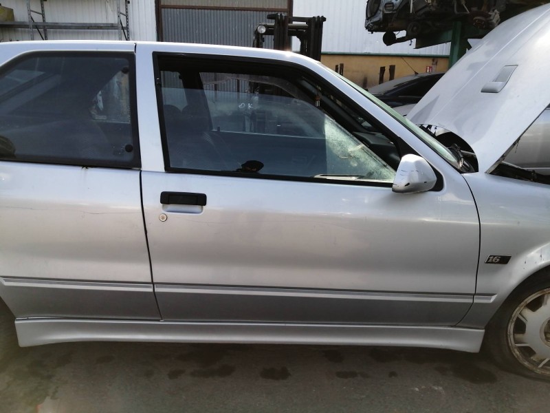 Recambio de puerta delantera derecha para renault 19 hatchback (b/c53) 16v referencia OEM IAM   2 PUERTAS