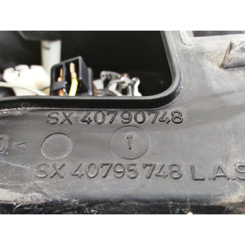 Recambio de faro izquierdo para fiat stilo (192) 1.4 16v feel (04.2006) referencia OEM IAM SX40790748  