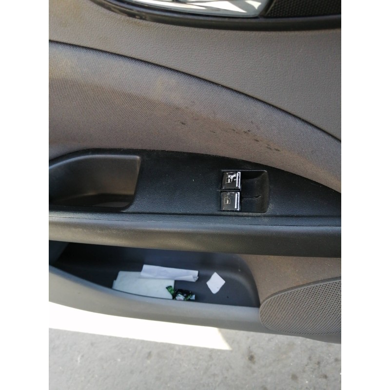 Recambio de mando elevalunas delantero izquierdo para seat altea (5p1) reference referencia OEM IAM 5P1867171 156022422 