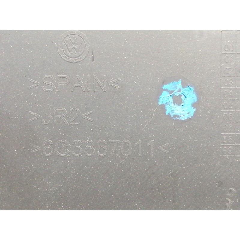 Recambio de guarnecido puerta delantera izquierda para volkswagen polo (9n1) conceptline referencia OEM IAM 6Q3867011 1050393 18