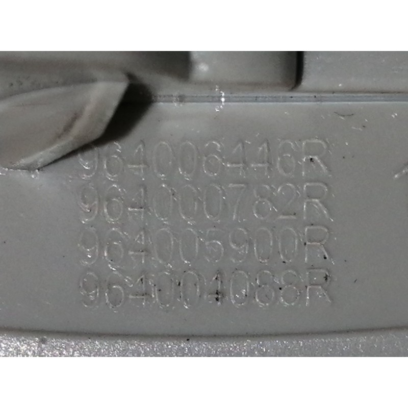 Recambio de parasol derecho para dacia sandero stepway referencia OEM IAM 964006446R 964000782R 964005900R