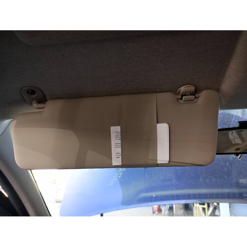 Recambio de parasol izquierdo para dacia sandero stepway referencia OEM IAM 964012342R 964019553R 9640123333R