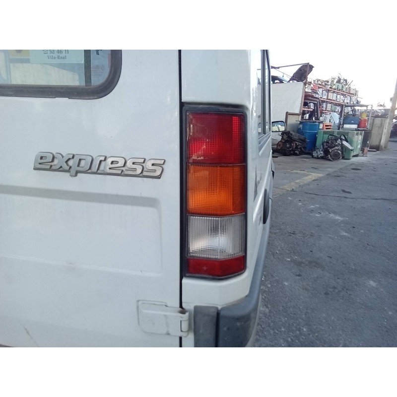 Recambio de piloto trasero derecho para renault rapid/express (f40) 1.6 d familiar (f404) referencia OEM IAM   