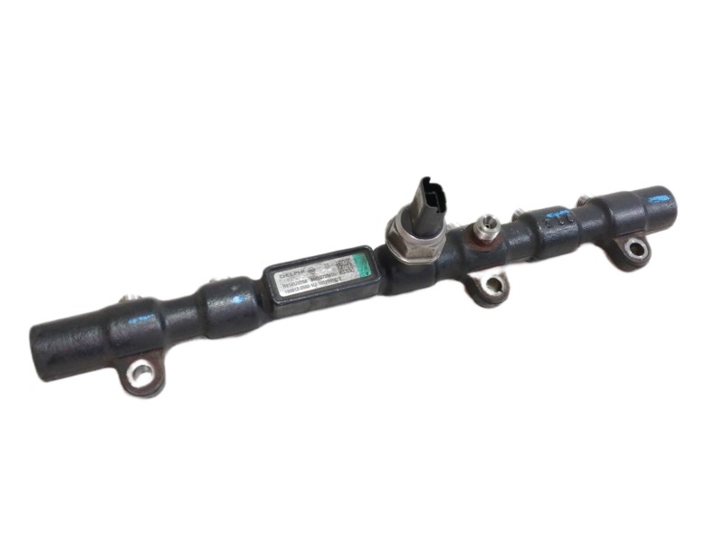 Recambio de rampa inyectora para ssangyong rodius xdi limited referencia OEM IAM A6650700495 R9145Z020A 