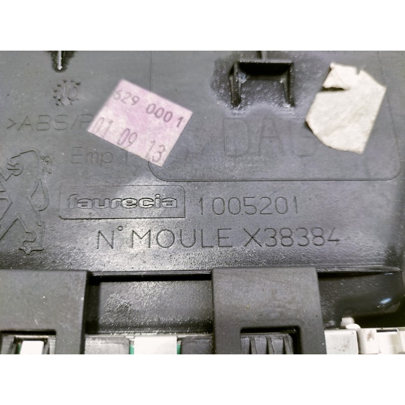 Recambio de pantalla multifuncion para peugeot 308 active referencia OEM IAM 9660525577 1005201 X38384 