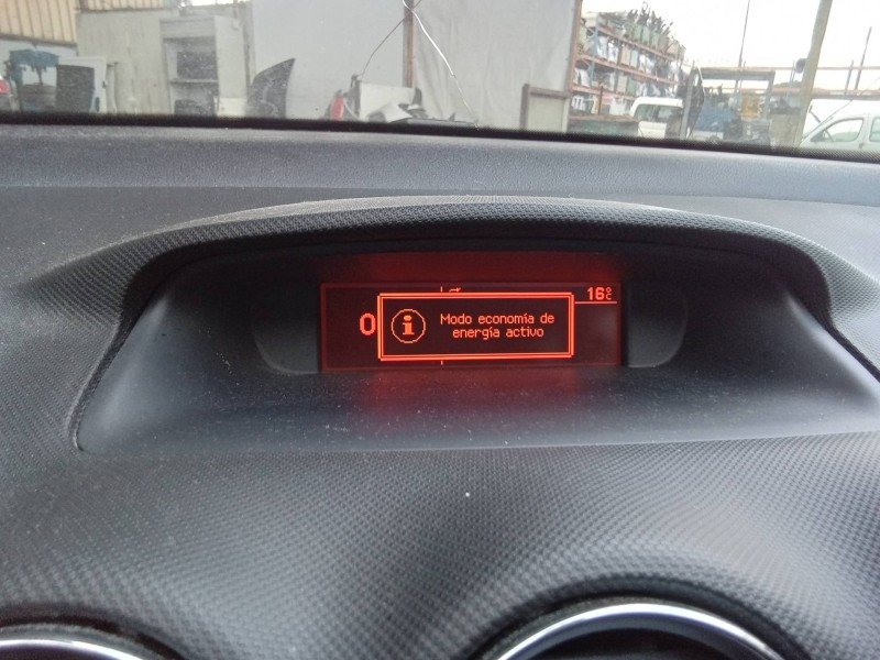 Recambio de pantalla multifuncion para peugeot 308 active referencia OEM IAM 9660525577 1005201 X38384 