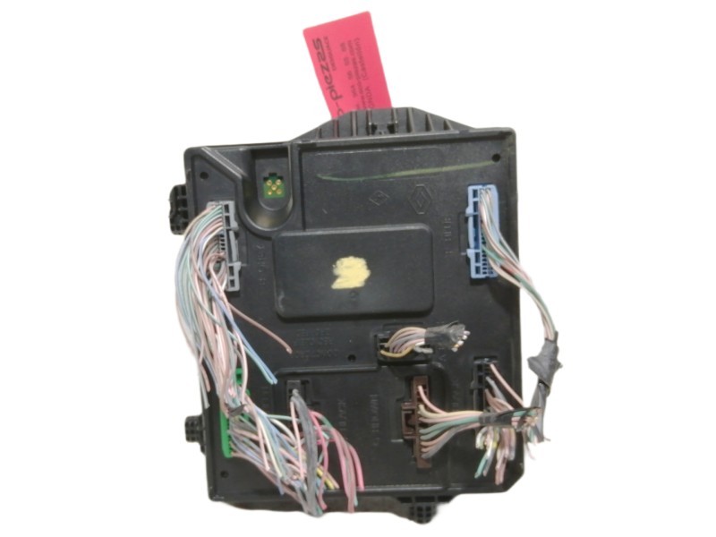 Recambio de caja reles / fusibles para renault megane iii berlina 5 p dynamique referencia OEM IAM 284B13297R S180098201 
