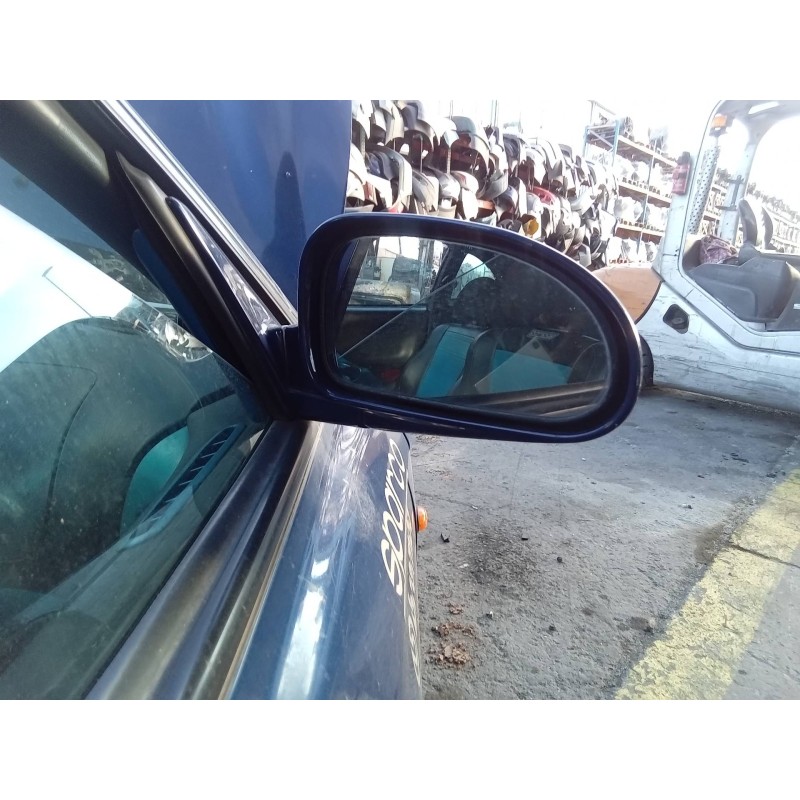 Recambio de retrovisor derecho para hyundai coupe (rd) 1.6 fx referencia OEM IAM   