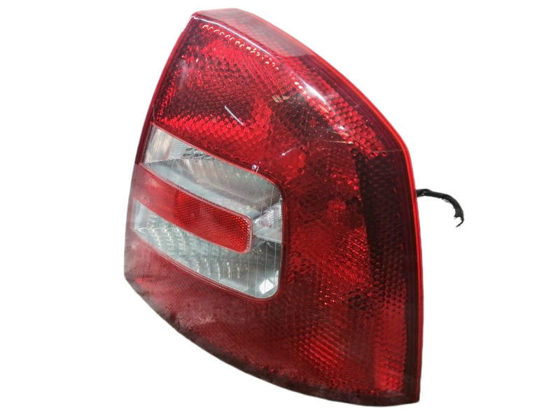 Recambio de piloto trasero derecho para skoda octavia berlina (1z3) rs referencia OEM IAM 1Z5945096A 1Z5945112A 