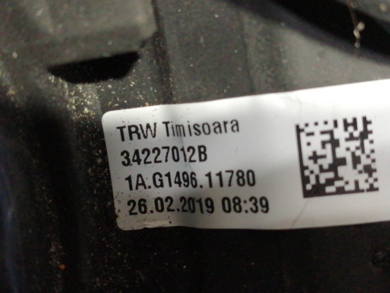 Recambio de volante para dacia sandero stepway referencia OEM IAM 484007478R 34227006B 06519501820