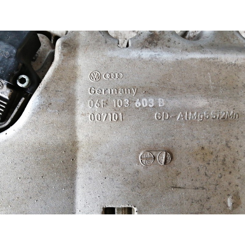 Recambio de carter para audi a3 (8p) 2.0 tfsi ambiente quattro referencia OEM IAM 06F103603B  