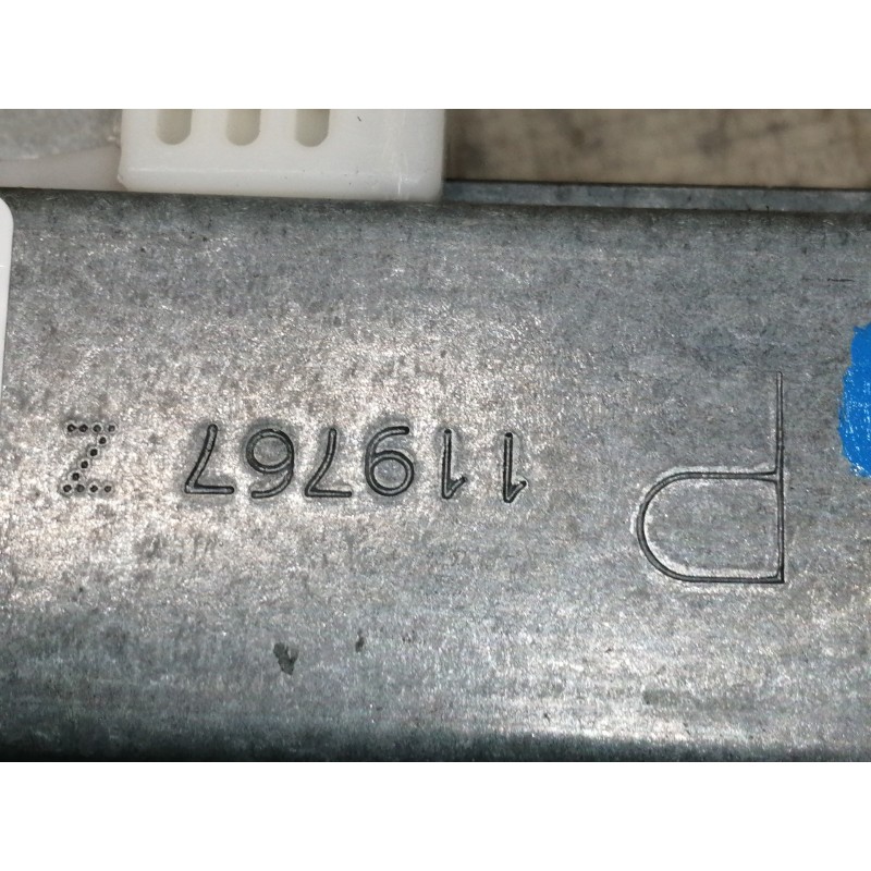 Recambio de elevalunas trasero derecho para nissan qashqai (j10) acenta referencia OEM IAM 402190A 119767 ELECTRICO