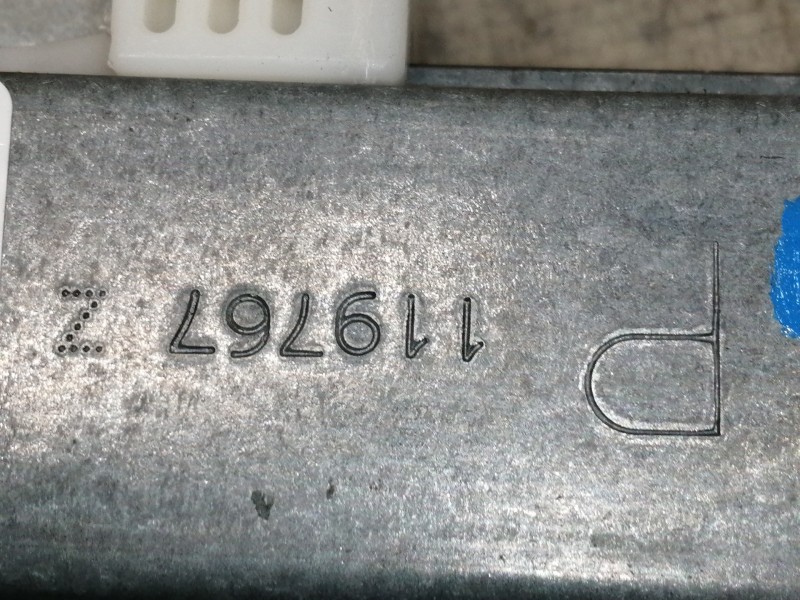 Recambio de elevalunas trasero derecho para nissan qashqai (j10) acenta referencia OEM IAM 402190A 119767 ELECTRICO