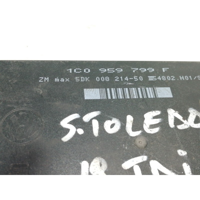 Recambio de modulo confort para seat leon (1m1) signo referencia OEM IAM 1C0959799F  