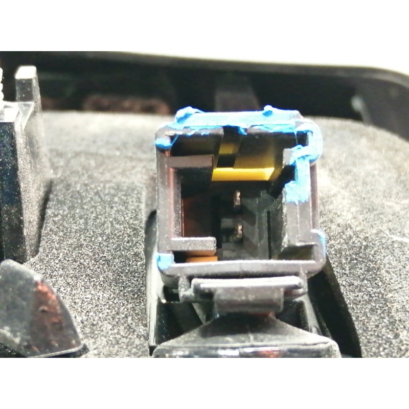 Recambio de piloto trasero izquierdo interior para peugeot 2008 (--.2013) style referencia OEM IAM 9814758480  