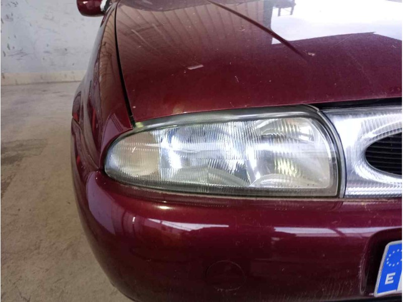 Recambio de faro derecho para ford fiesta berlina (dx) ambiente referencia OEM IAM   