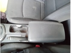 Recambio de apoyabrazos central para ssangyong tivoli grand 1.2 t-gdi referencia OEM IAM    2