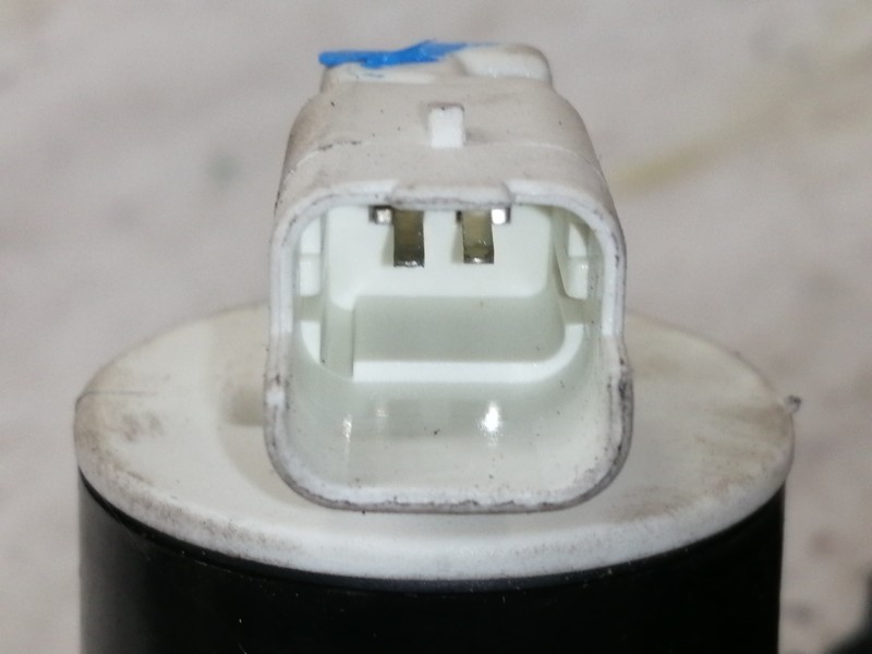 Recambio de piloto trasero derecho interior para nissan qashqai (j10) acenta referencia OEM IAM 89503209 B26550BR01A 