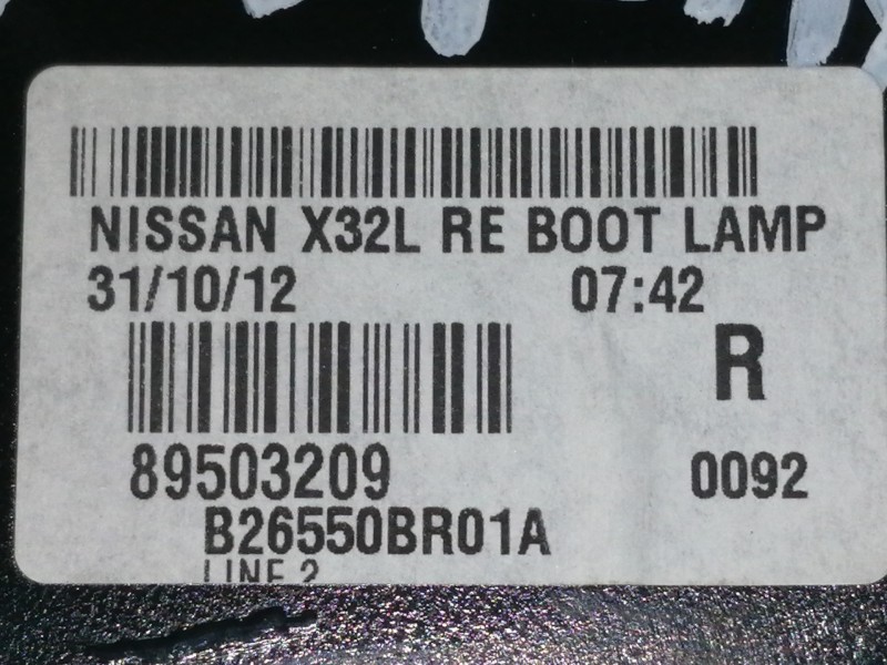 Recambio de piloto trasero derecho interior para nissan qashqai (j10) acenta referencia OEM IAM 89503209 B26550BR01A 